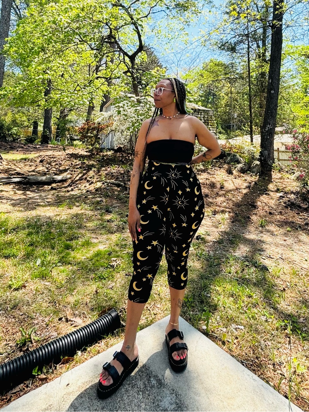 🌟Pop Fit⭐️ Celestial Print Capri Leggings